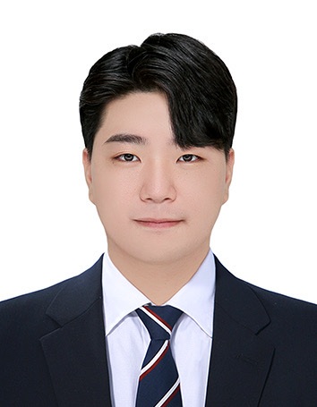 제28대 학생회 Adapt 학생 사진2