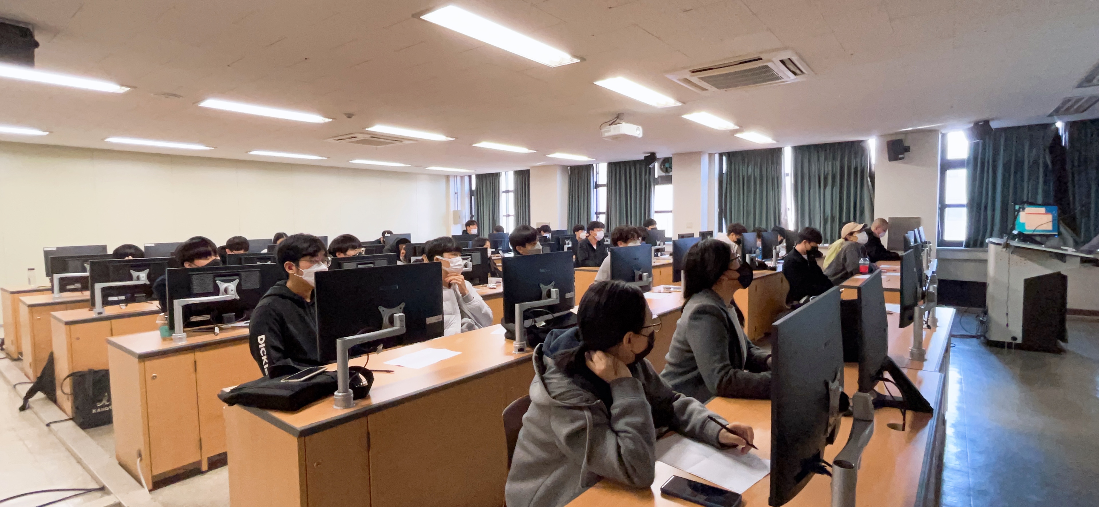 2022.10.25. 컴퓨터공학과 맞춤형 진로특강 게시글의 1 번째 이미지