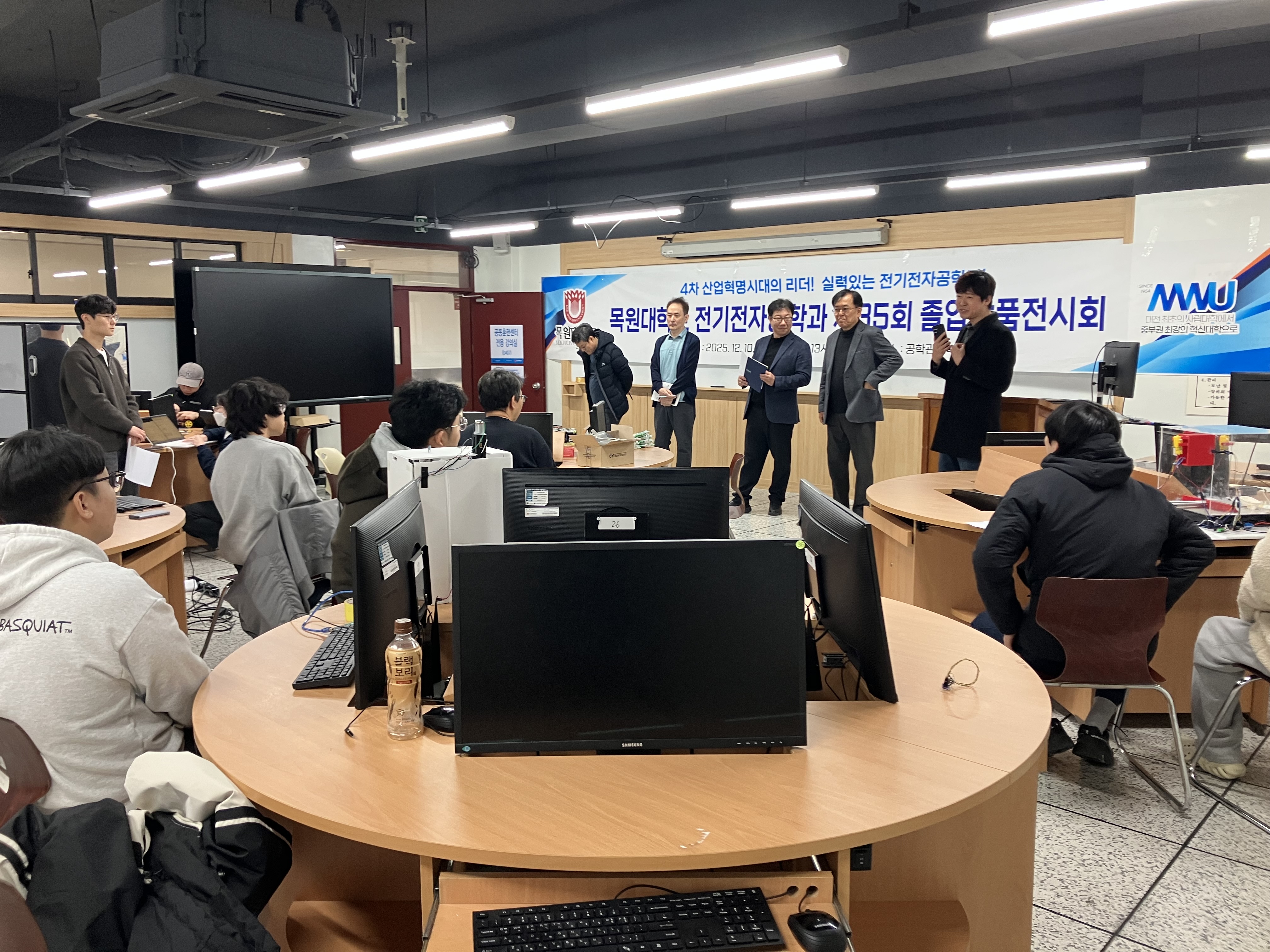 전기전자공학과 제35회 졸업작품전시회 개최 게시글의 5 번째 이미지