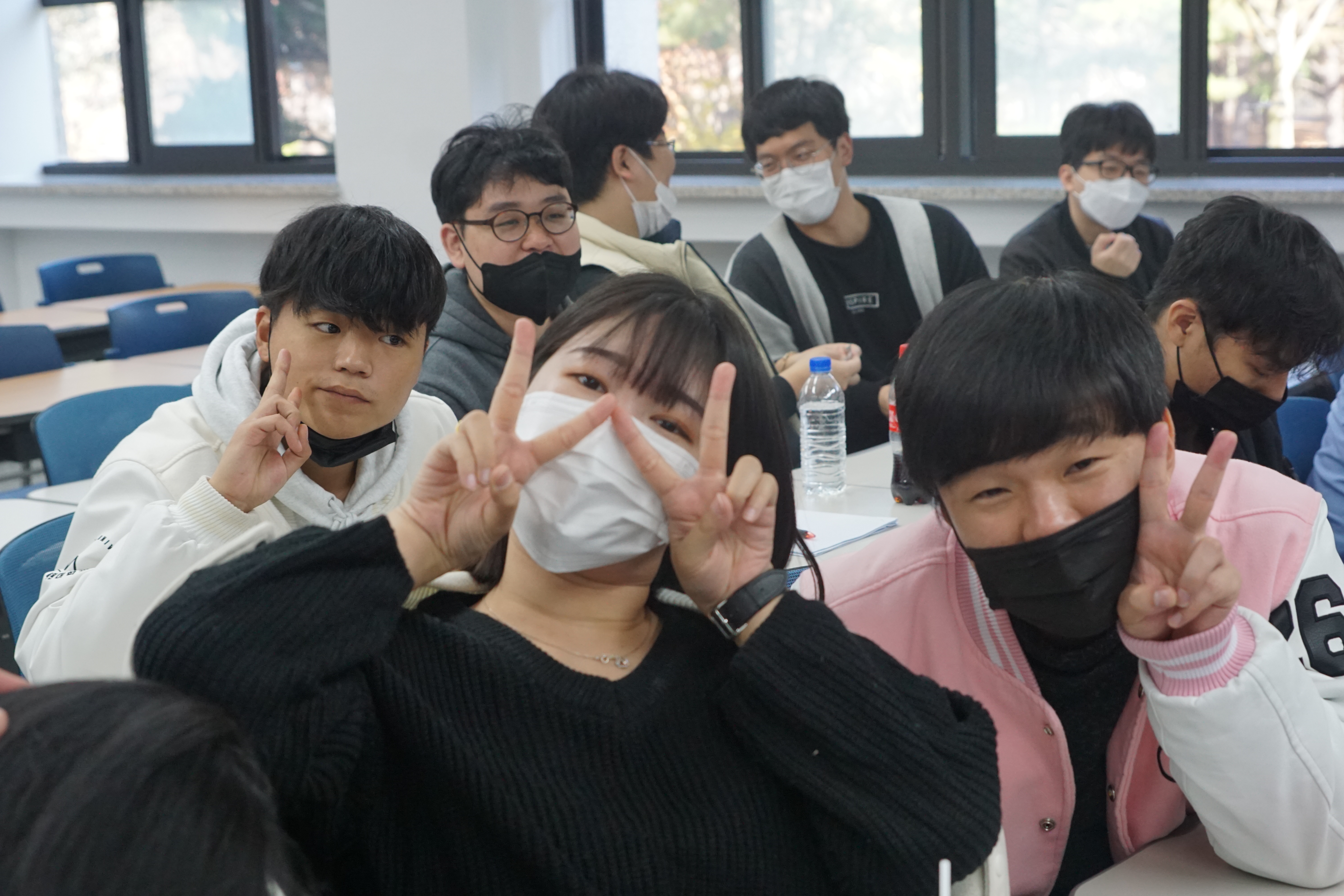 제 8회 역사학과 학술제 게시글의 7 번째 이미지