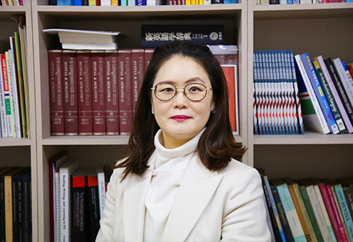 민정킴 (Professer)