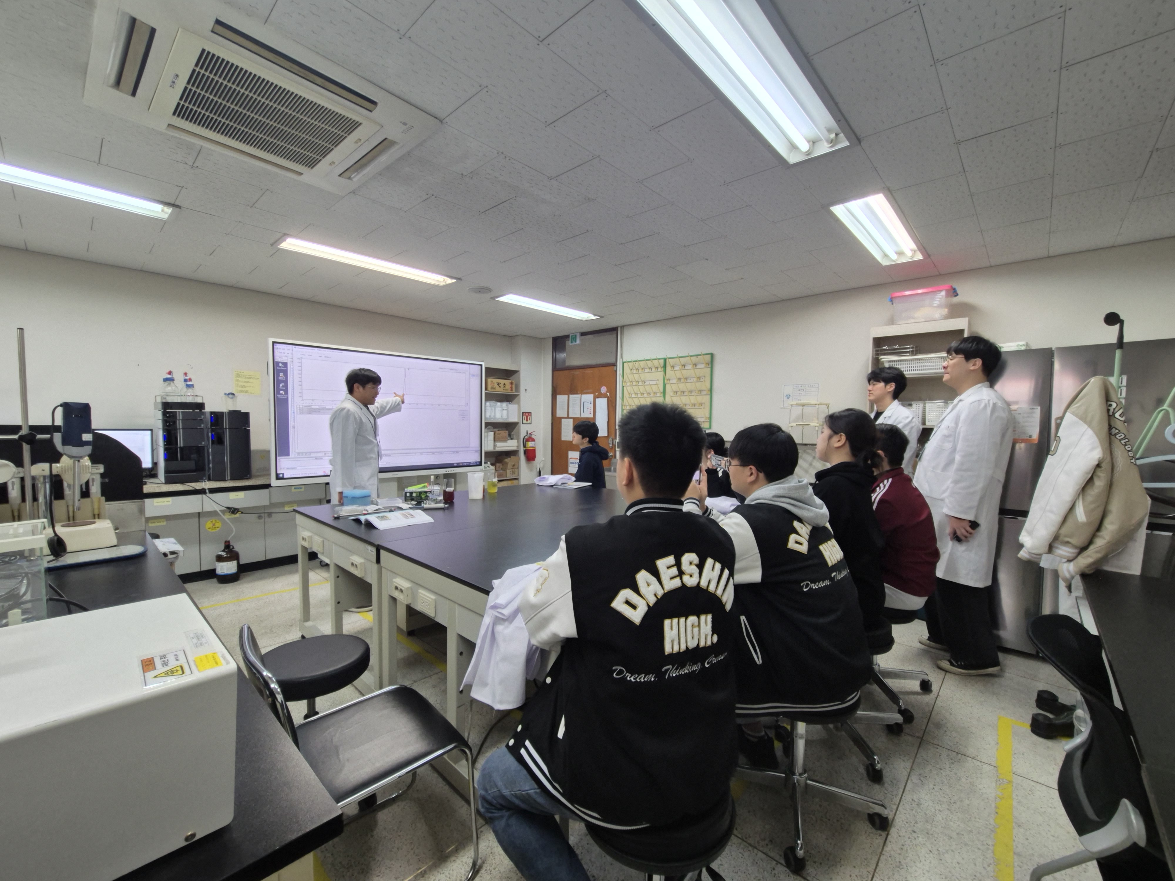 [2025학년도 동계방학] 2025 과학캠프 식품제약 생명산업 체험교실 게시글의 4 번째 이미지