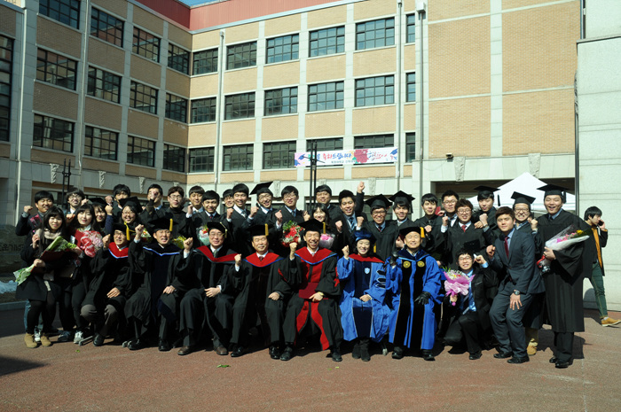 2012학년도 전기 학위 수여식(2013년 2월 졸업) 게시글의 1 번째 이미지