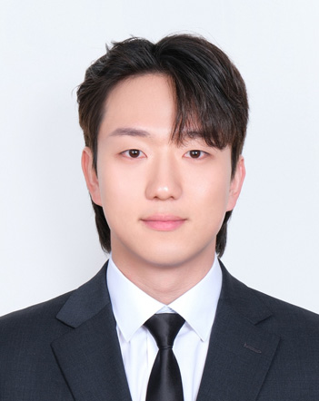 박종빈 (19학번) 졸업생 사진