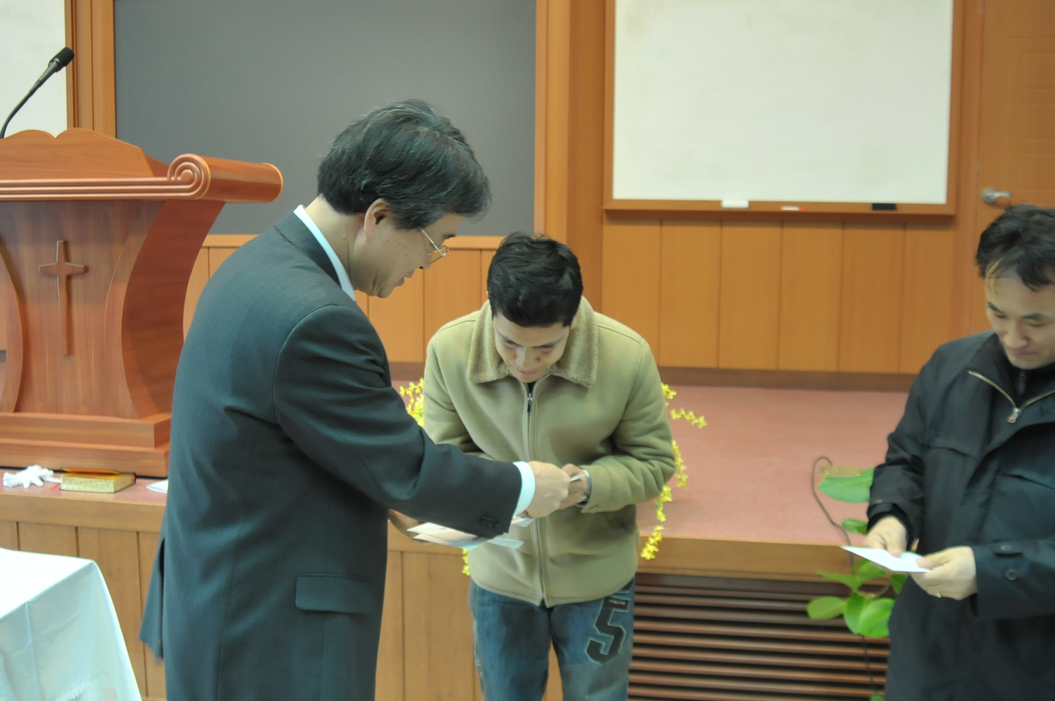 2012_03_07 1주차 개강성찬예배 게시글의 8 번째 이미지