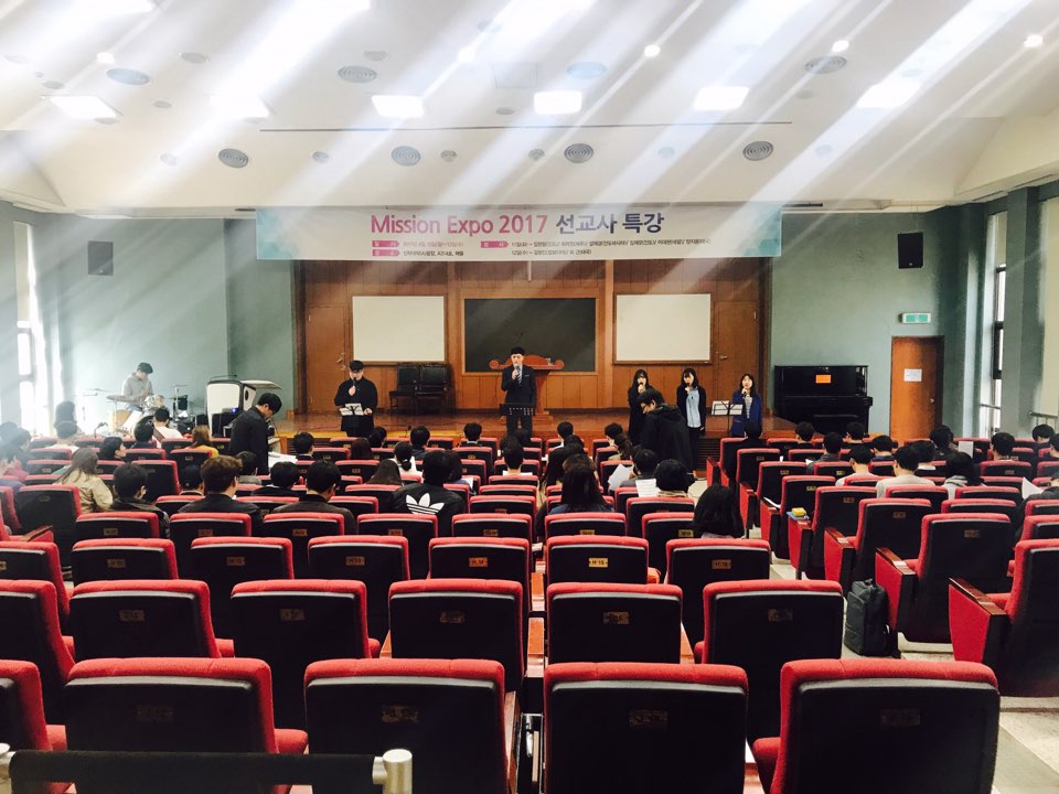 170419 신학대학원 수요채플  게시글의 3 번째 이미지